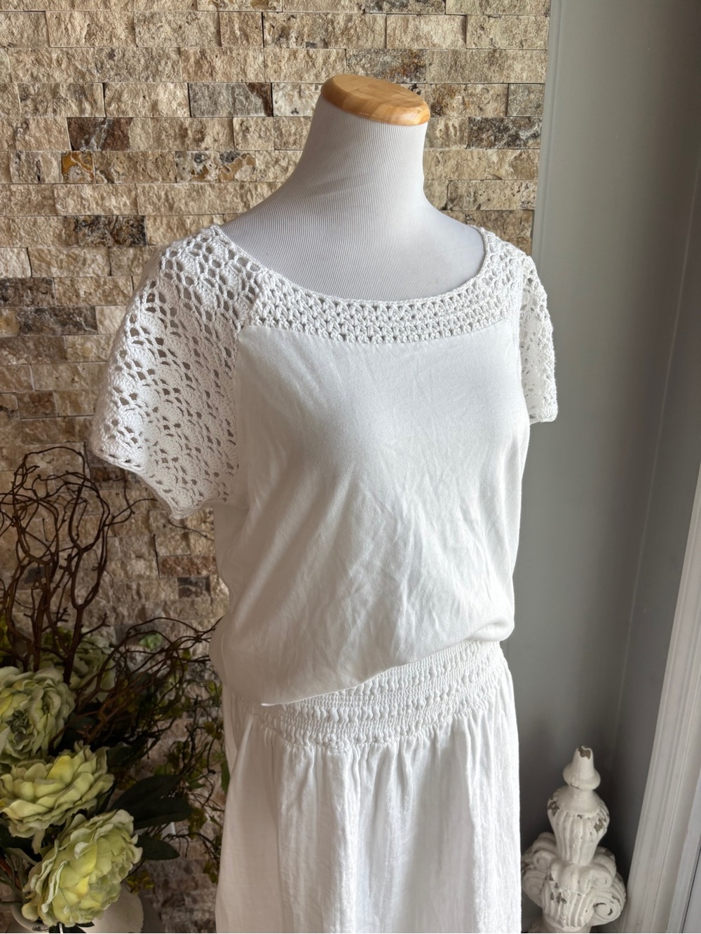 Charter Club White Crochet Yoke Short Sleeve Blouse